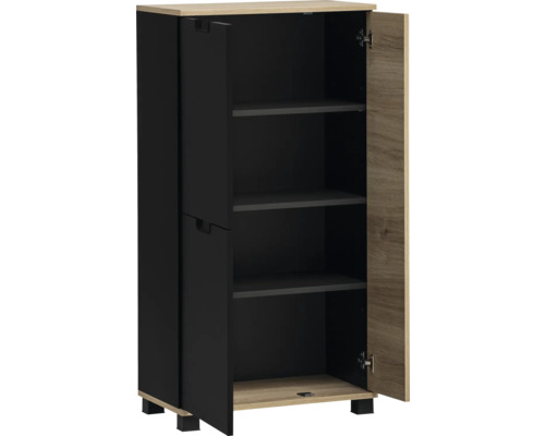 Schrank mit offenen Türen und Regalen