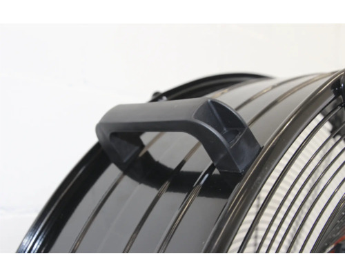 Detailansicht eines Ventilators mit Tragegriff