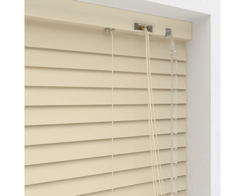 Store fermé à la fenêtre