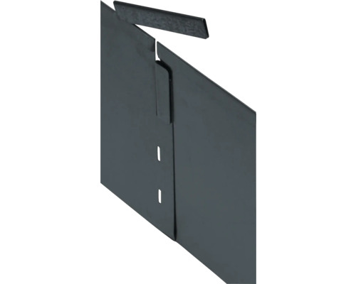 Bordure de pelouse en métal avec élément de raccordement