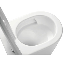 Gros plan détaillé de toilettes en céramique blanche