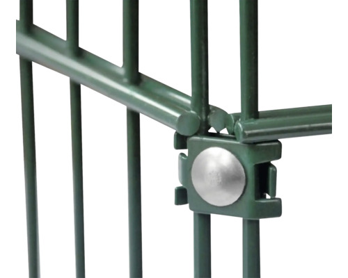 Vue détaillée d''une clôture métallique avec élément de connexion