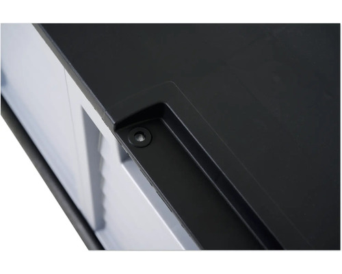 Vue détaillée d''une armoire en plastique avec poignée