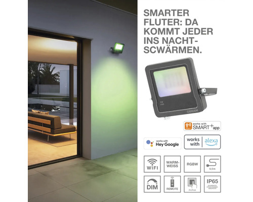 Osram Smart Gartenstrahler mit verschiedenen Logos und Symbolen. Ein Garten ist mit dem Gartenstrahler beleuchtet.