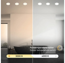 Salle de bains avec spots encastrés au plafond montrant différentes températures de couleur : 3 000 Kelvins et 4 000 Kelvins