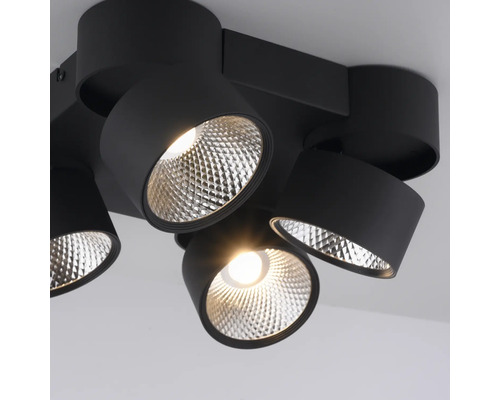 Schwarze Deckenleuchte mit vier Strahlern