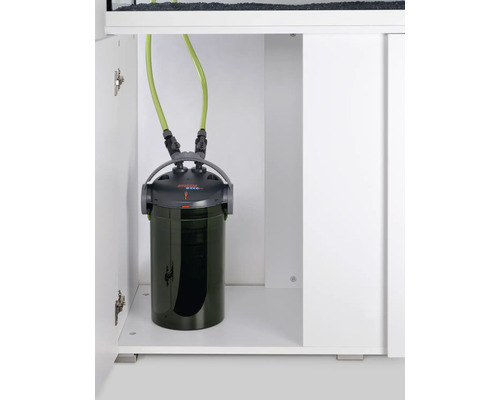 Aquarium Aussenfilter im Unterschrank