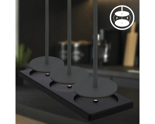 Drei Lampen auf einer schwarzen Halterung mit Magnethalterungssymbol