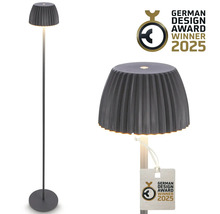 Stehleuchte mit Lampenschirm und German Design Award Winner 2025 Siegel