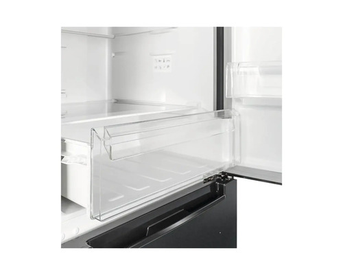 Intérieur d''un réfrigérateur avec compartiments de rangement transparents