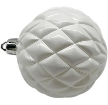 Décoration de sapin de Noël blanche en forme de pomme de pin