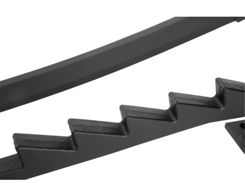 Gros plan sur un support d''outils en acier