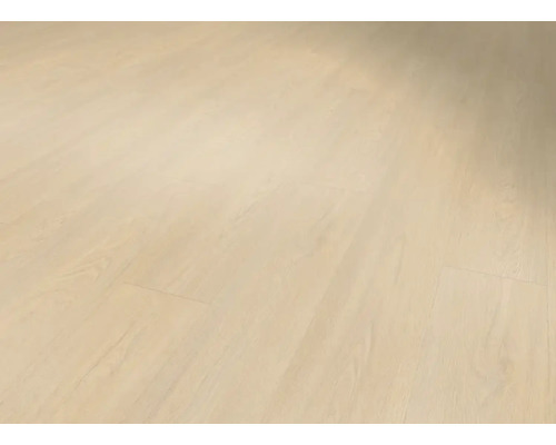 Surface de plancher avec stratifié clair