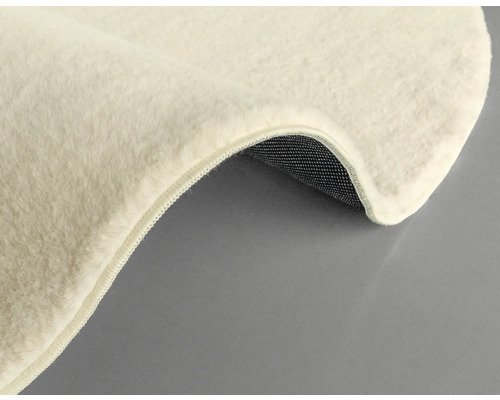 Vue détaillée d''un tapis beige à poils