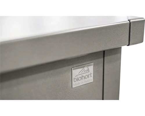 Vue détaillée d''un potager surélevé avec le logo Biohort