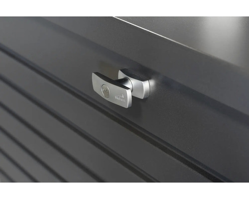 Vue détaillée d''une serrure d''armoire à outils