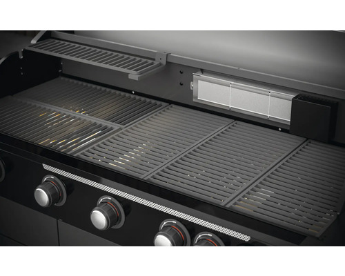 Gril à gaz avec grilles et boutons de commande