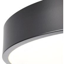 Gros plan d'un plafonnier LED rond