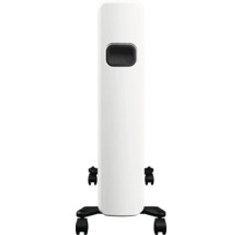 Weisser, mobiler Heizkörper mit Rollen