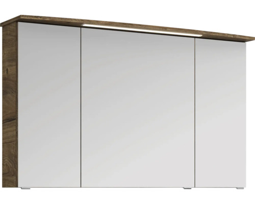 Spiegelschrank mit drei verspiegelten Türen, Korpus in Holzoptik und integrierter LED-Beleuchtung oben.