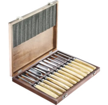 Jeu de ciseaux à bois dans une boîte en bois avec dix outils