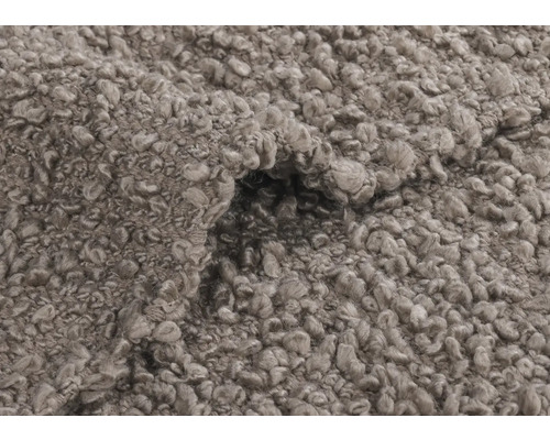 Detailansicht eines hochflorigen Teppichs