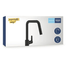 Emballage d''un robinet de cuisine noir avec douchette extractible de la marque Grohe Quickfix