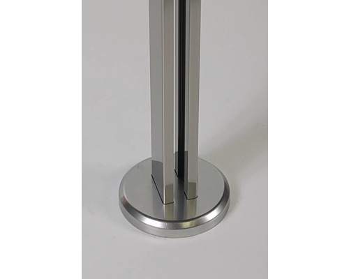 Freistehender Handtuchhalter aus Metall