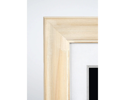 Vue détaillée d''un cadre photo en bois