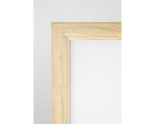 Gros plan d''un cadre photo en bois