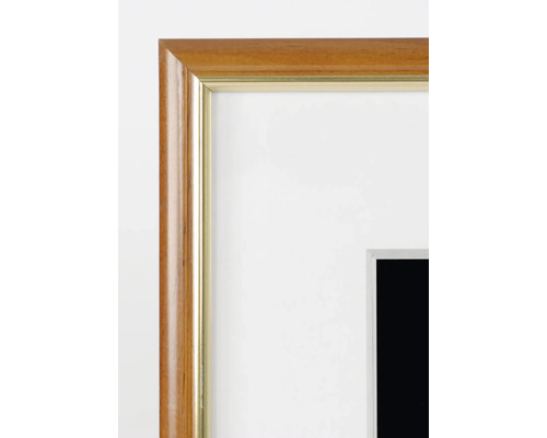 Vue détaillée d''un cadre photo avec structure en bois