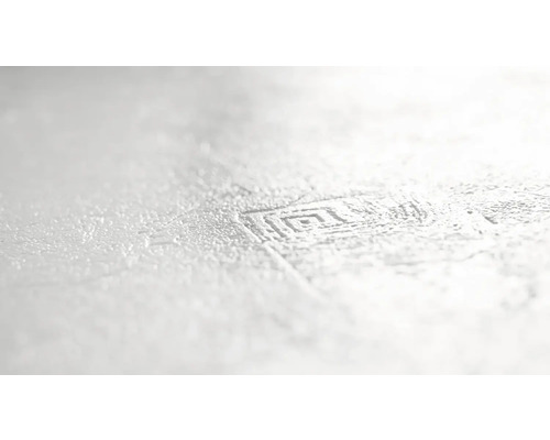 Nahaufnahme einer strukturierten Oberfläche mit einem eingeprägten, quadratischen Muster