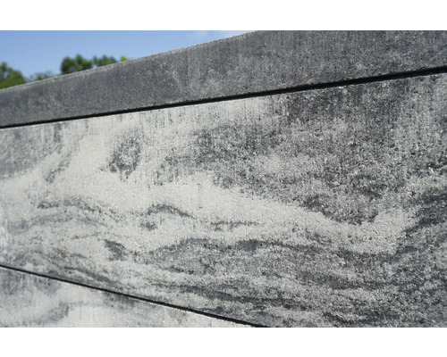 Betonsteinmauer für den Garten