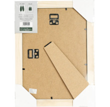 Rückseite eines Holzbilderrahmens mit Aufhängevorrichtung und Ständer