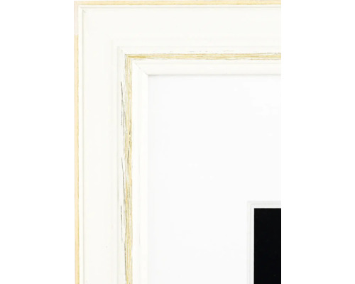 Detailansicht eines Bilderrahmens mit weisser Oberfläche