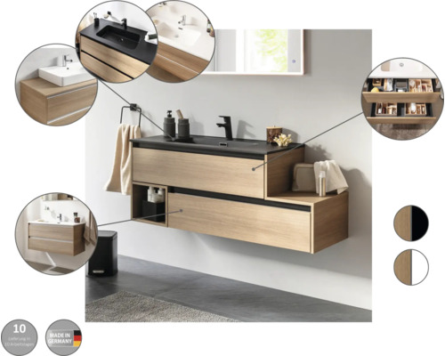 Salle de bains moderne avec meuble sous-lavabo aspect bois et plan de travail noir