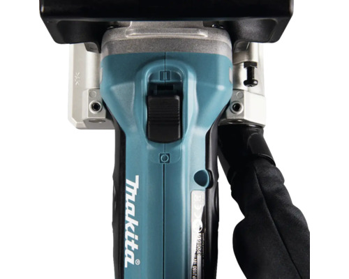Logo Makita sur une fraiseuse