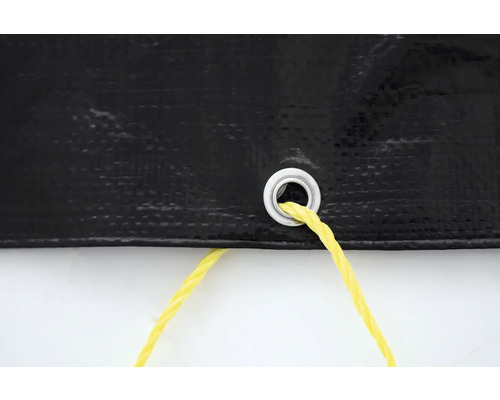 Blache mit Öse und Seil