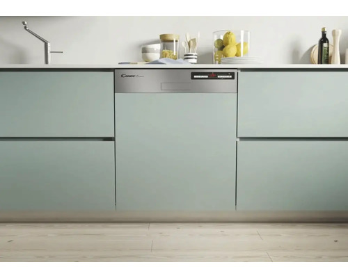 Integrierter Geschirrspüler in einer Küchenzeile