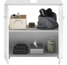 Badezimmerschrank mit Flechtkorb, Bürsten, Handtüchern, Kosmetiktüchern und Seife