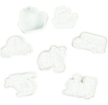 Emporte-pièces avec différents motifs de véhicules