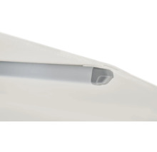 Vue détaillée d'un parasol avec extrémité de baleine