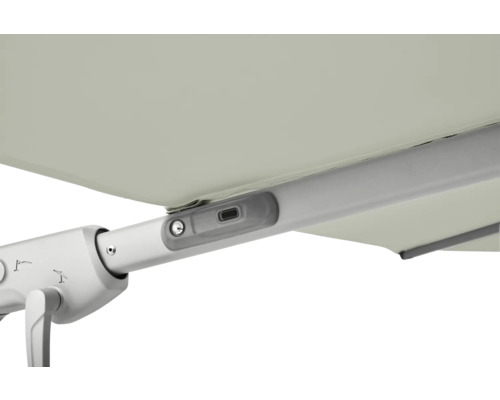 Vue détaillée d'un parasol avec mécanisme à manivelle