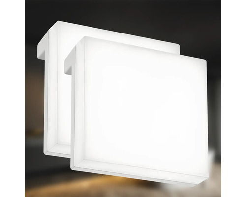 Zwei quadratische Wandleuchten für den Innenbereich