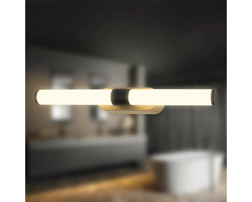 Salle de bains avec luminaire LED horizontal