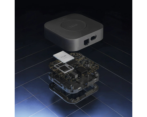 Philips Hue Bridge mit offenem Gehäuse zur Darstellung der internen Komponenten