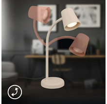 Tischleuchte mit drei Leuchtenarmen und verstellbaren Köpfen