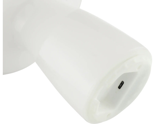 Detailansicht einer weißen Lampe mit USB-Anschluss