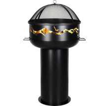 Feuerstelle mit Funkenschutzhaube und Bergmotiv