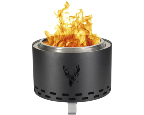 Feuerstelle mit Hirschmotiv und brennendem Feuer